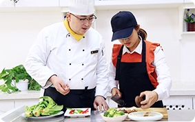 �����ײ�